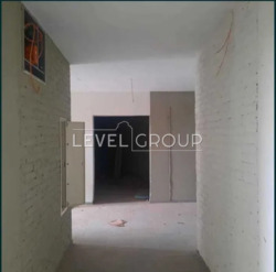 ������ 2-������� �������� � �� Family & Friends ���� 9