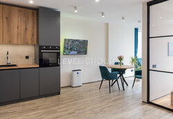 1кім. квартира після першокласного ремонту, Київ, Новобіличі, вул. Олега Мудрака (Генерала Наумова), 1Б фото 9 1кім. квартира після першокласного ремонту, Київ, Новобіличі, вул. Олега Мудрака (Генерала Наумова), 1Б фото 9