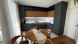 Продам простору 2-кімнатну квартиру (ремонт і техніка) ЖК «Каховський». фото 3 Продам простору 2-кімнатну квартиру (ремонт і техніка) ЖК «Каховський». фото 3