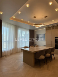  VIP- 200 2 .     4