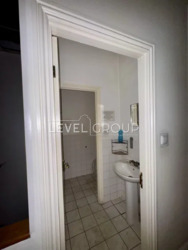 ����������� �� ������� ��������� ��������, �������� ������ �ᒺ������ ����� ������� (9 �����), ������������ �� 1 �� 2 �������� ��������� ����� � ����� ���� � �� ������ �������, 11 �������������� ������. ���� 12