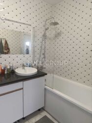 ��������� ���� �������� ���������� �������� ������ 72 �² � 6-� ������ �� ������� ����� ���� 10