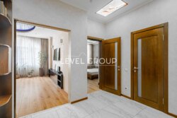 ������ 3-������� �������� � ����� ����, ���. ���������, 29-� (��� ����) ���� 20