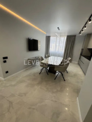 Продаж 2 кімнатної квартири ЖК Варшавський 2 фото 2 Продаж 2 кімнатної квартири ЖК Варшавський 2 фото 2