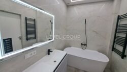   2 .    Taryan Towers  8