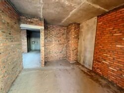 ������ 2-� ������� �������� � �� Rusaniv Residence ���� 8