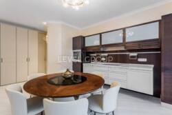     EINSTEIN Concept House,    1