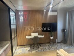 Manhattan City        10