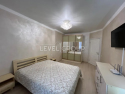  2    Sofia Residence,    9