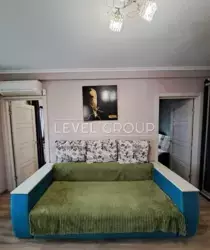 ��������� 3-������� �������� ������ 50 �² ���. ̳������� 42� ���� 4