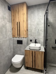 ������ 1 �� ��������, 43,7�2 �� 4U, � ��������, ����� ������������� 15 ��. ���� 12