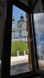 Продаж 1кім кв 80м2 ВИД!!! НА Андріївський узвіз, Перший поверх ЦЕНТР. фото 7 Продаж 1кім кв 80м2 ВИД!!! НА Андріївський узвіз, Перший поверх ЦЕНТР. фото 7