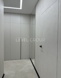  1   53 2       Manhattan city  2