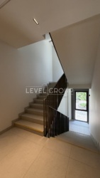 �� Illinsky House � 130.8 �², ����� ������� �������� � �������� ������� �����-����� �� �����, ���. ���������-�����������, 21. ���� 6