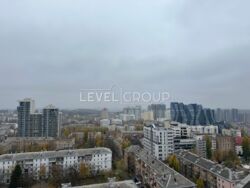 ������ 3-������� �������� � �� Taryan Towers ���� 7