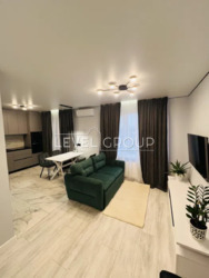 1      Lalaland. .  Lavina  2