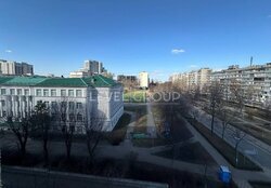 ������ 3� ������� �� ���.��������� 27/4 ���� 7