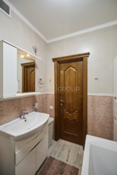    3-    4 , .  () 3  23