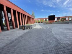      DOCK 32 1302  7