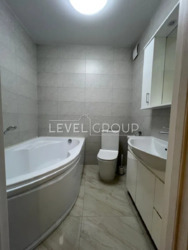   2    Sofia Residence,    17