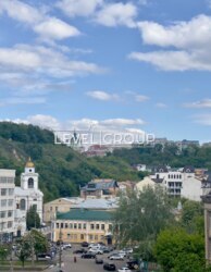   1    Podil Plaza & Residence  4