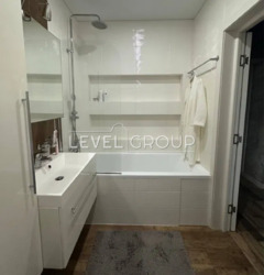 Продається затишна євродвушка 47 м² із балконом та коморою в ЖК У-Квартал фото 8 Продається затишна євродвушка 47 м² із балконом та коморою в ЖК У-Квартал фото 8