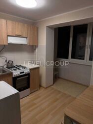 1� ������������� �-�, ���. ���������� 4, � �������� ���� 10