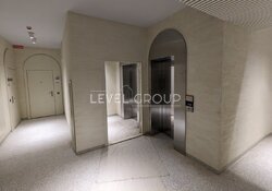 ��������� �������� ���������� �������� � ��������� �������� �����-����� 'Crystal Park Tower', ����������� �� �������: ������������� �������� 42�, ������ 4. ���� 19