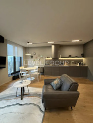 ������ 3-� ��,����� ����, �� New York Concept house ���� 1