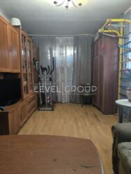  3-    , .  , 27/3  10