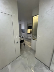      Crystal venue  13