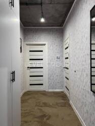  1-      Crystal Avenue  5