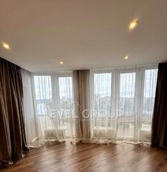 простора та видова квартира в ЖК «Київська Венеція» фото 4 простора та видова квартира в ЖК «Київська Венеція» фото 4