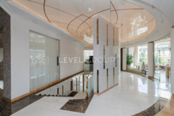     4       'Podil Plaza & Residence'  . 73  25