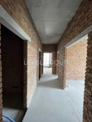  Edelweiss House  3 .     10