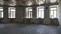 Продаж 1кім кв 80м2 ВИД!!! НА Андріївський узвіз, Перший поверх ЦЕНТР. фото 6 Продаж 1кім кв 80м2 ВИД!!! НА Андріївський узвіз, Перший поверх ЦЕНТР. фото 6