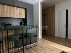  2-    SKY AVENUE  2