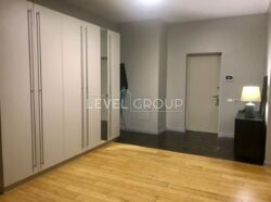   , , ,   . (), 32, .   6