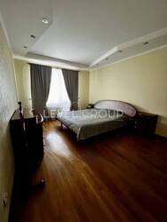 ������ 2-� �������� �� ��������, �����.����� ���������� 1�, ���������� ����� +���������. ���� 4