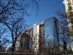  1-    Be the One  5