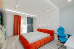 2-    VIP  Obolon Residences. .  13