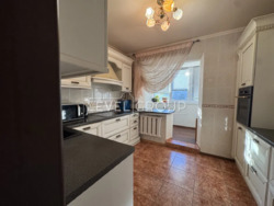 Пропонується простора та доглянута трикімнатна квартира у відмінному стані за адресою вул. Анни Ахматової, 15 фото 11 Пропонується простора та доглянута трикімнатна квартира у відмінному стані за адресою вул. Анни Ахматової, 15 фото 11