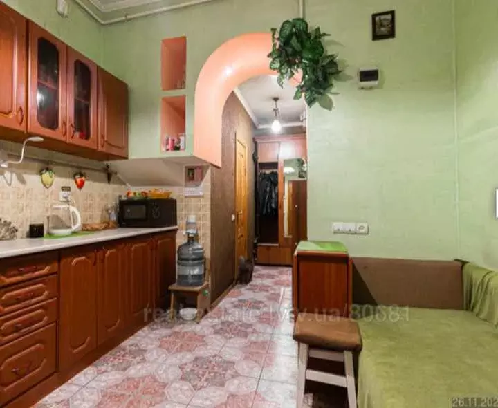 Продаж квартири біля цирку фото 1 Продаж квартири біля цирку фото 1