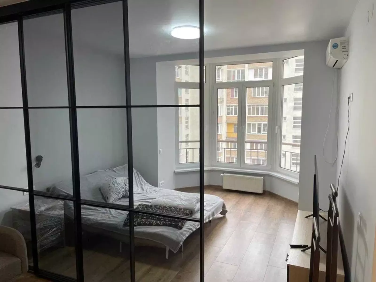 Продаж 1-кімнатна сучасна квартира Рясне-2 фото 1 Продаж 1-кімнатна сучасна квартира Рясне-2 фото 1