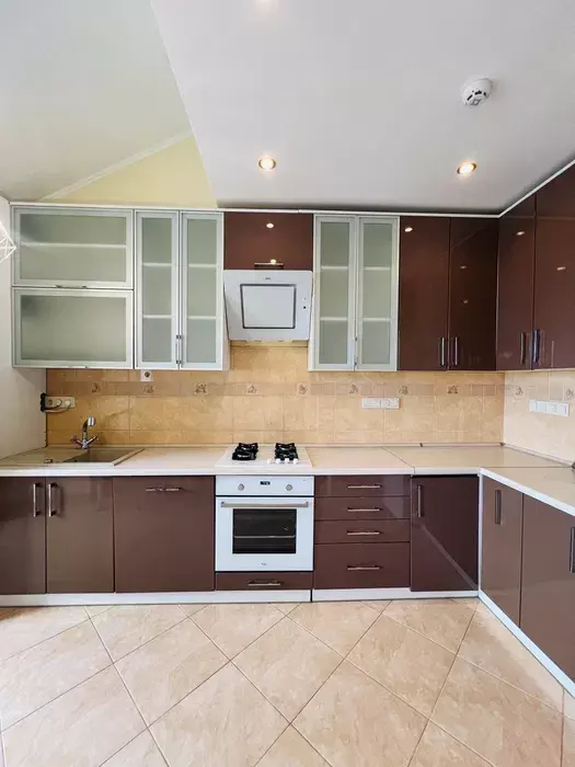 Продаж 3-кімнатної квартири вул. Роксоляни фото 1 Продаж 3-кімнатної квартири вул. Роксоляни фото 1