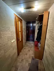   䳿      -  8