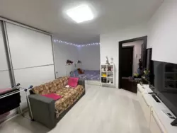   , , , , , 32  2