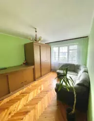   , ,   8