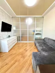   , , ,    9