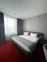   , , ,    6